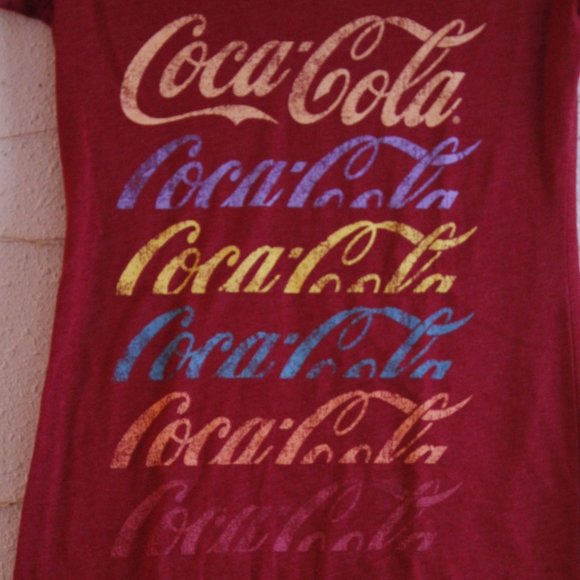 Women's Coca Cola Graphic Tee size M - Picture 2 of 6